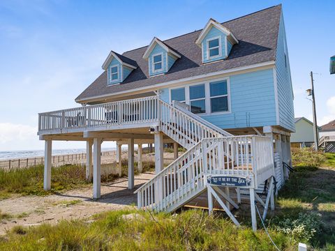 Photo of 17812 Vera Cruz Boulevard, Galveston, TX 77554 (MLS # 35117134)