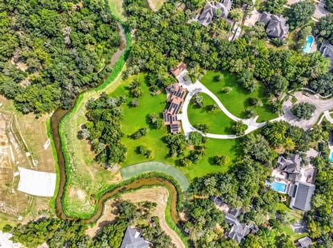 Photo of 300 Courtlandt Place, Friendswood, TX 77546 (MLS # 63679858)