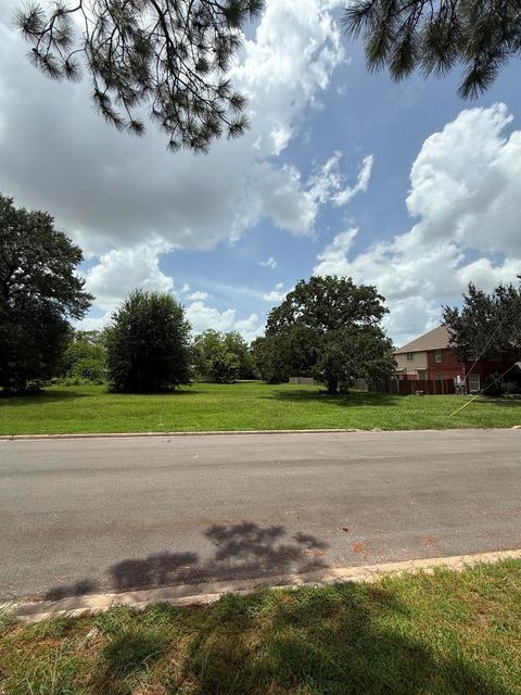 Photo of 1611 Airline Drive, Katy, TX 77493 (MLS # 9492069)