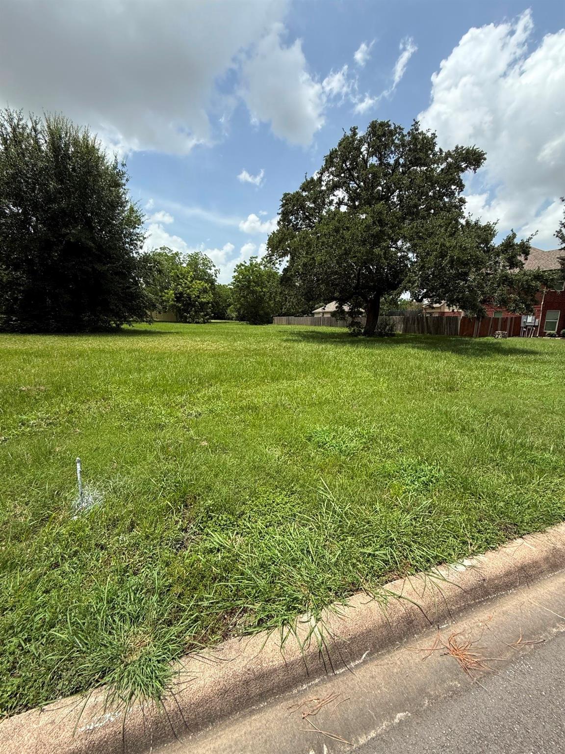 1611 Airline Drive