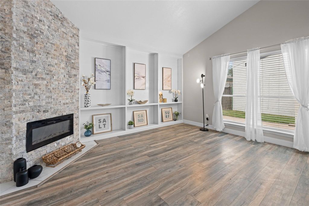 Photo of 10327 Gladewood Drive, Houston, TX 77041 (MLS # 95622912)