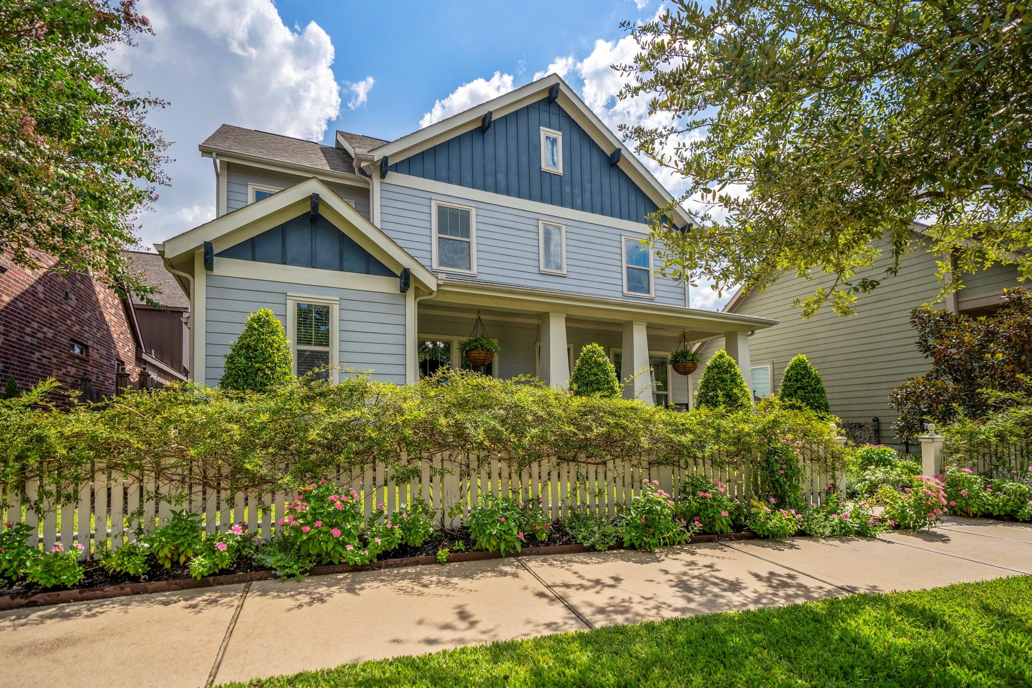 16618 Seminole Ridge Drive