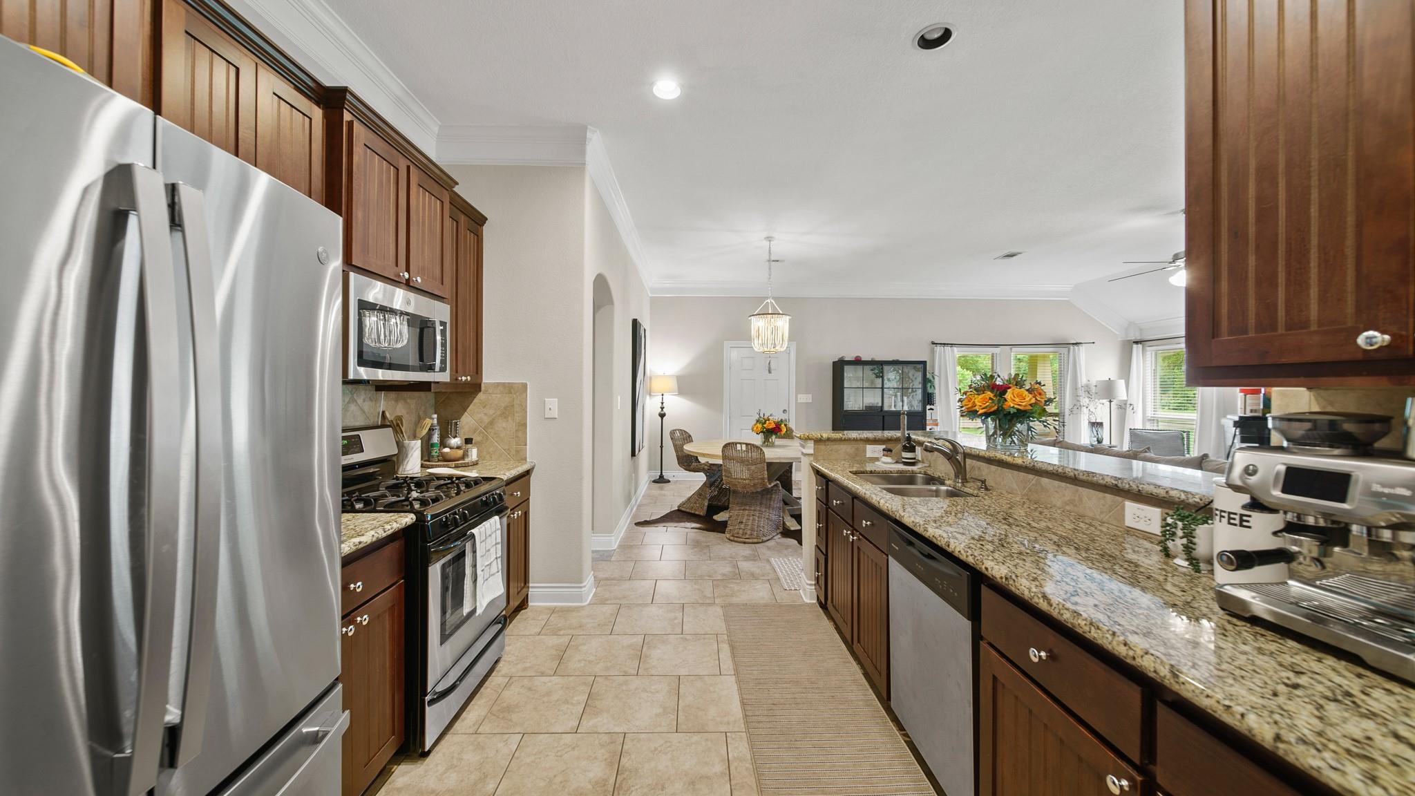 416 W 23rd Street
