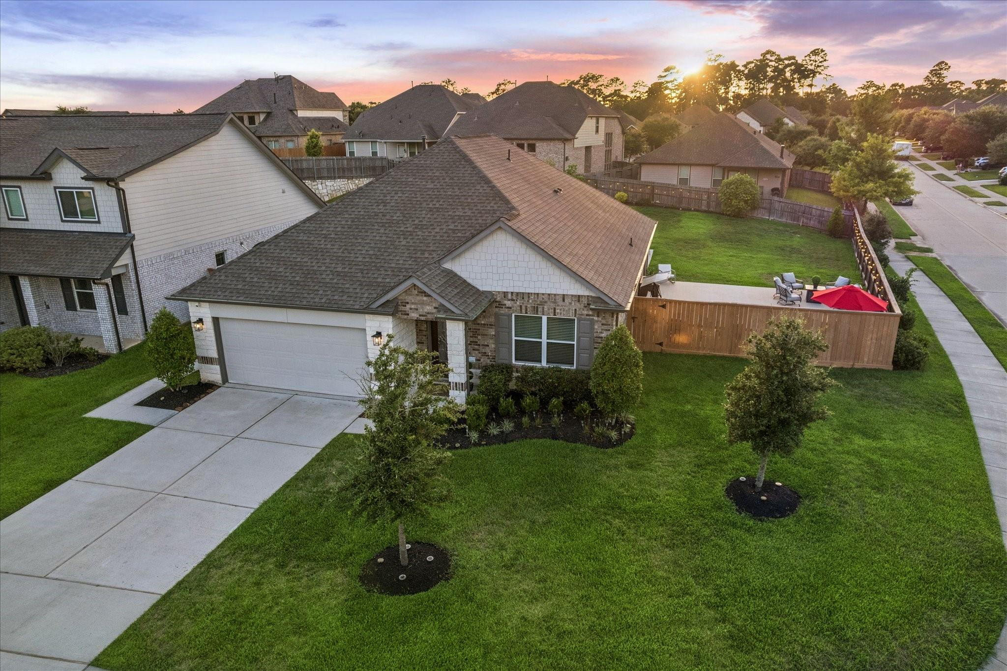 997 Golden Willow Lane