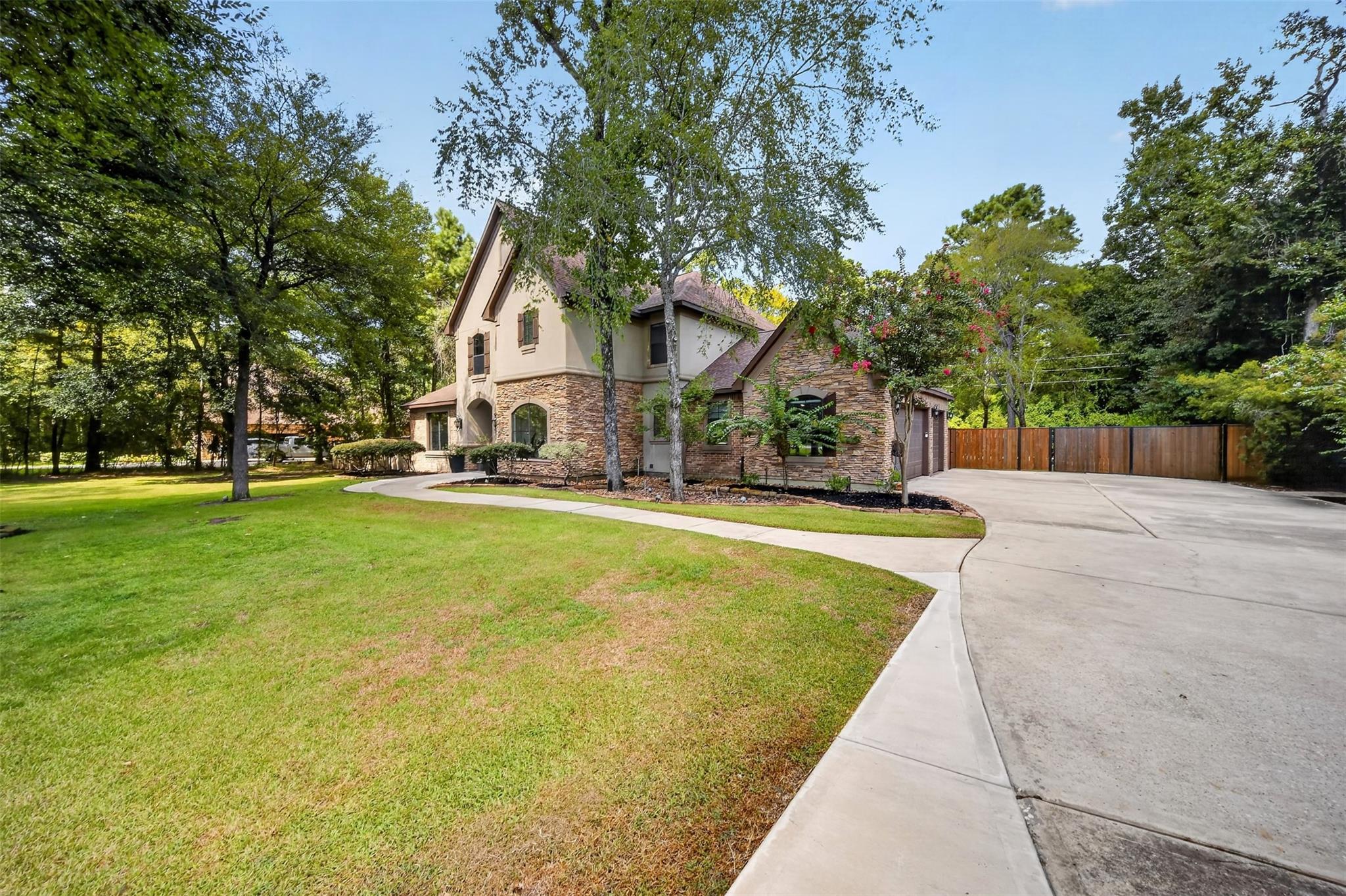 10410 Clubhouse Circle