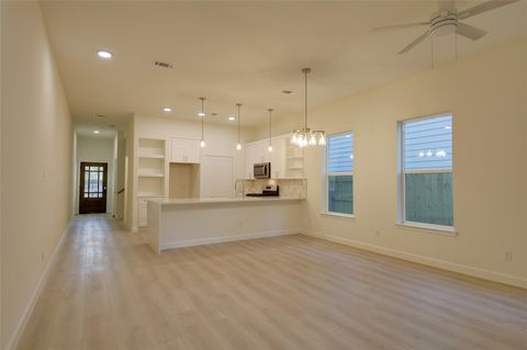 Tiny photo for 957 Ringold Street, Houston, TX 77088 (MLS # 70645492)