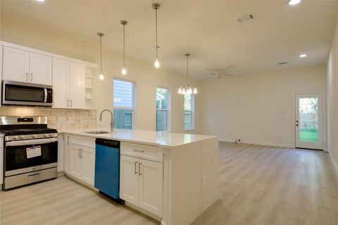 Tiny photo for 957 Ringold Street, Houston, TX 77088 (MLS # 70645492)