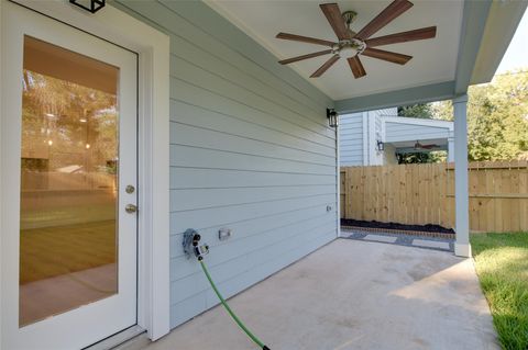 Tiny photo for 957 Ringold Street, Houston, TX 77088 (MLS # 70645492)