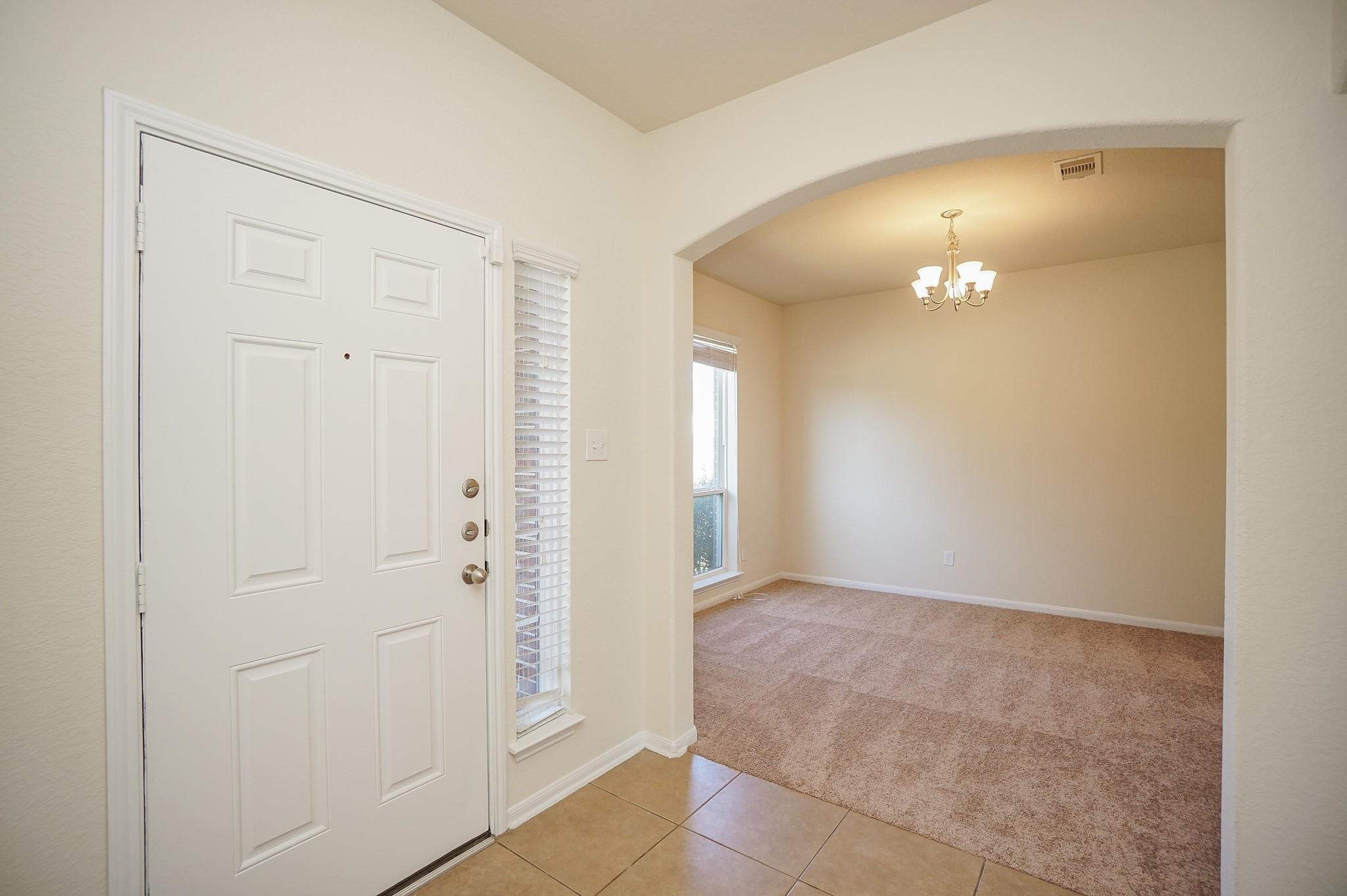 4822 Gingham Check Court