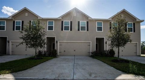 Photo of 212 Autumn Berry Lane, Brookshire, TX 77423 (MLS # 45965978) Photo of 212 Autumn Berry Lane, Brookshire, TX 77423 (MLS # 45965978)