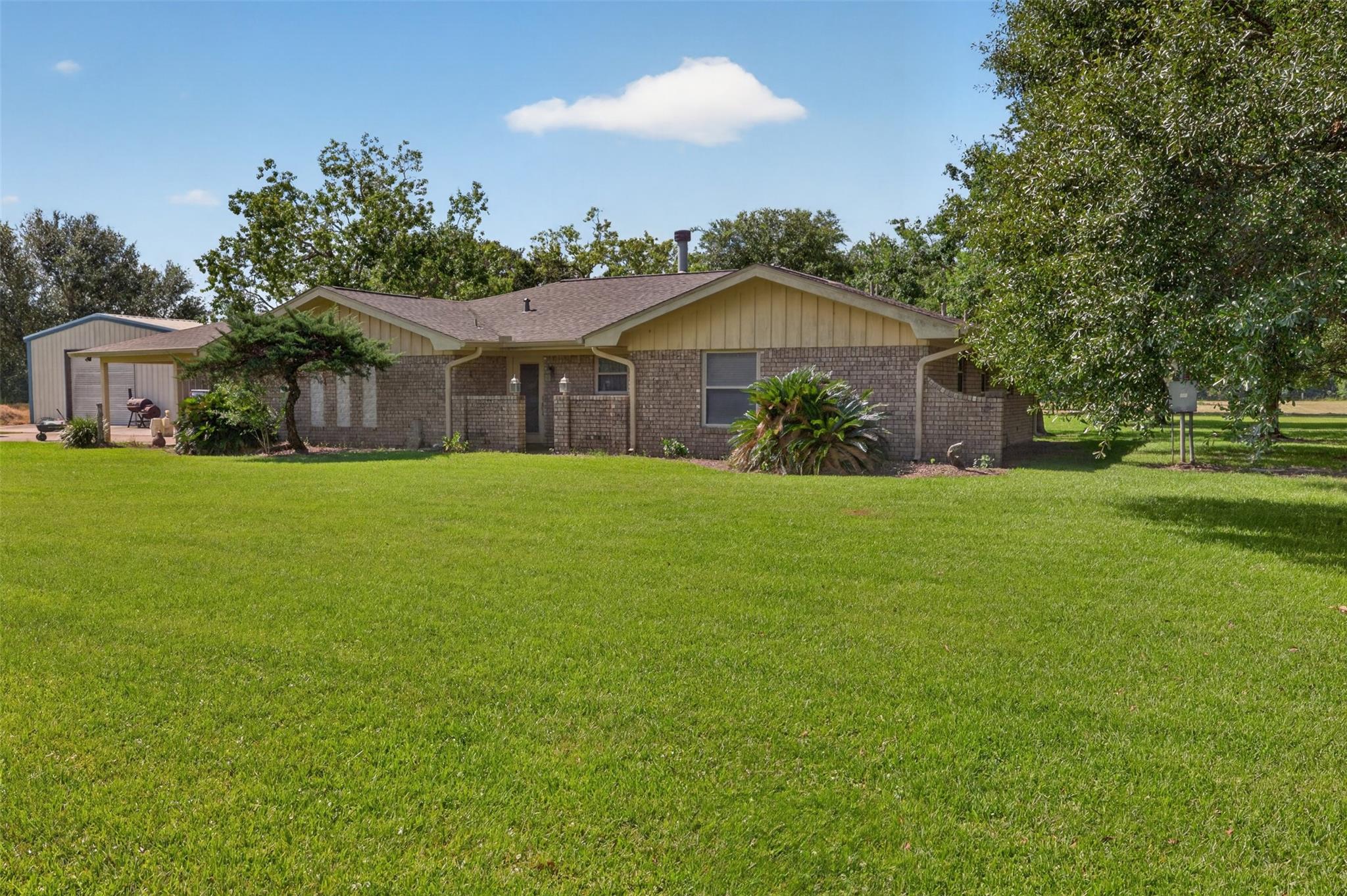 1228 Cook Road