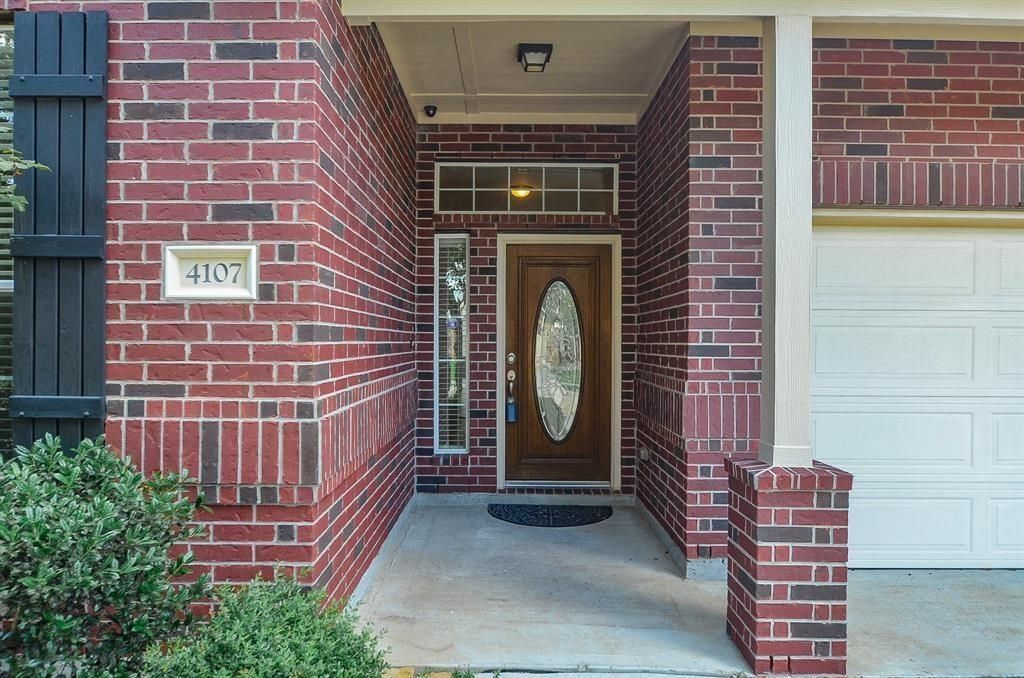 Photo of 4107 Elk Bluff Lane, Katy, TX 77494 (MLS # 95255354)