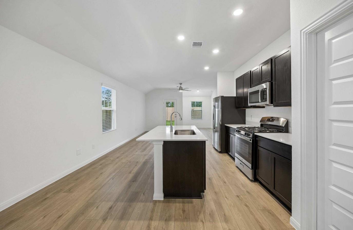 13803 Lago Vista Drive