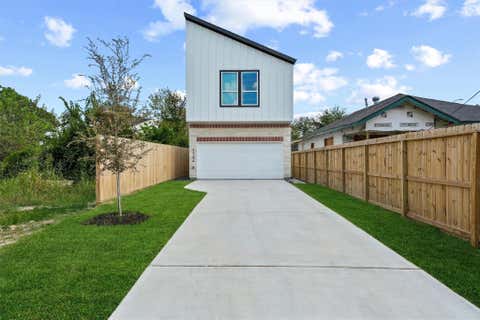 Photo of 7704 Sealey Street, Houston, TX 77088 (MLS # 89097822)