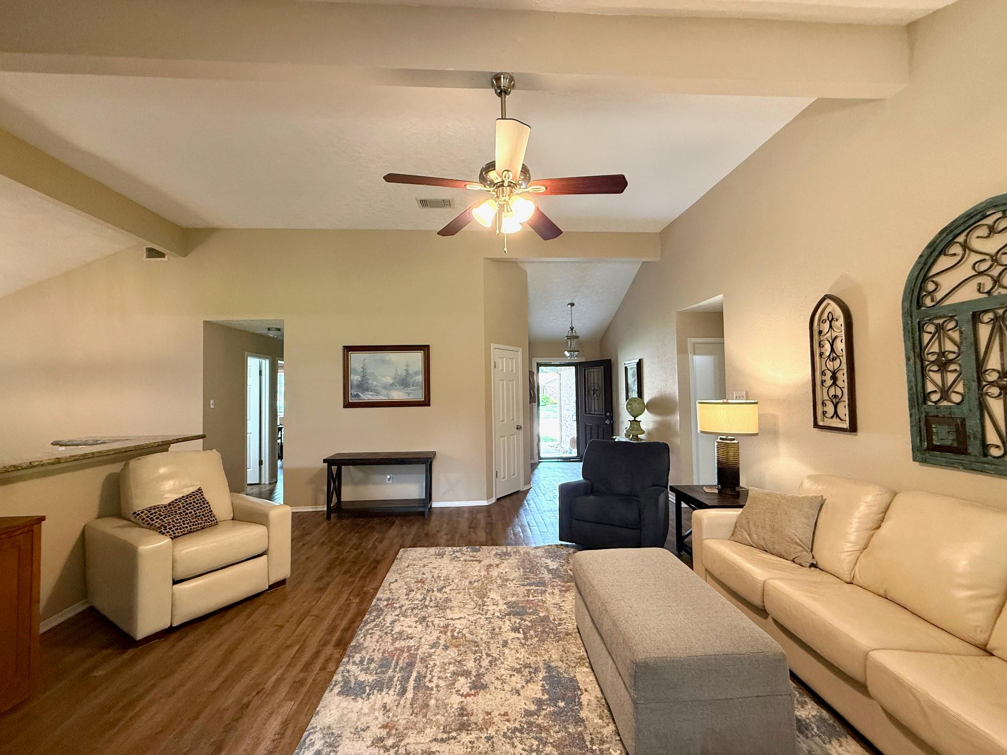 2919 Laurelridge Drive