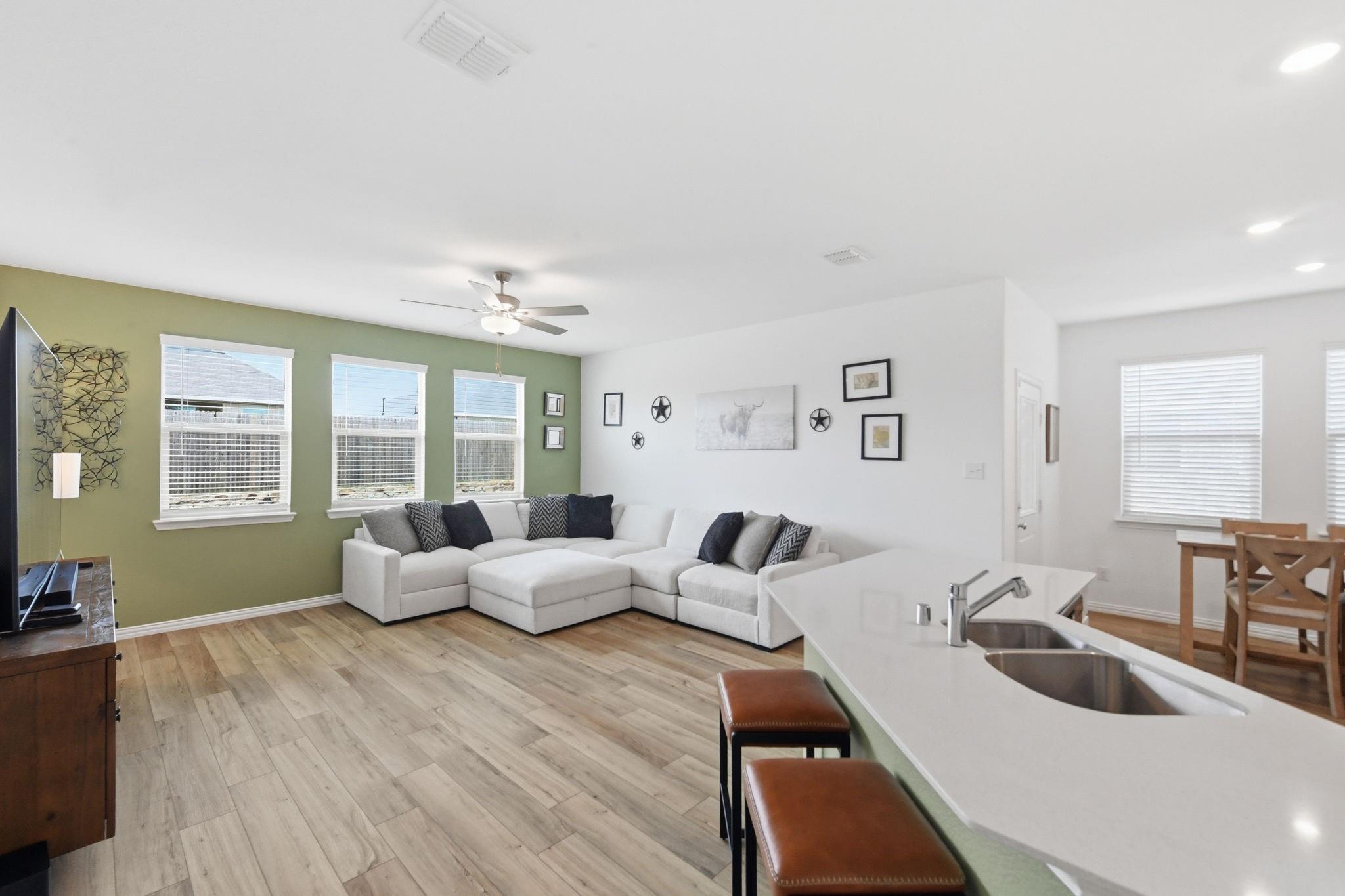 948 High Noon Drive