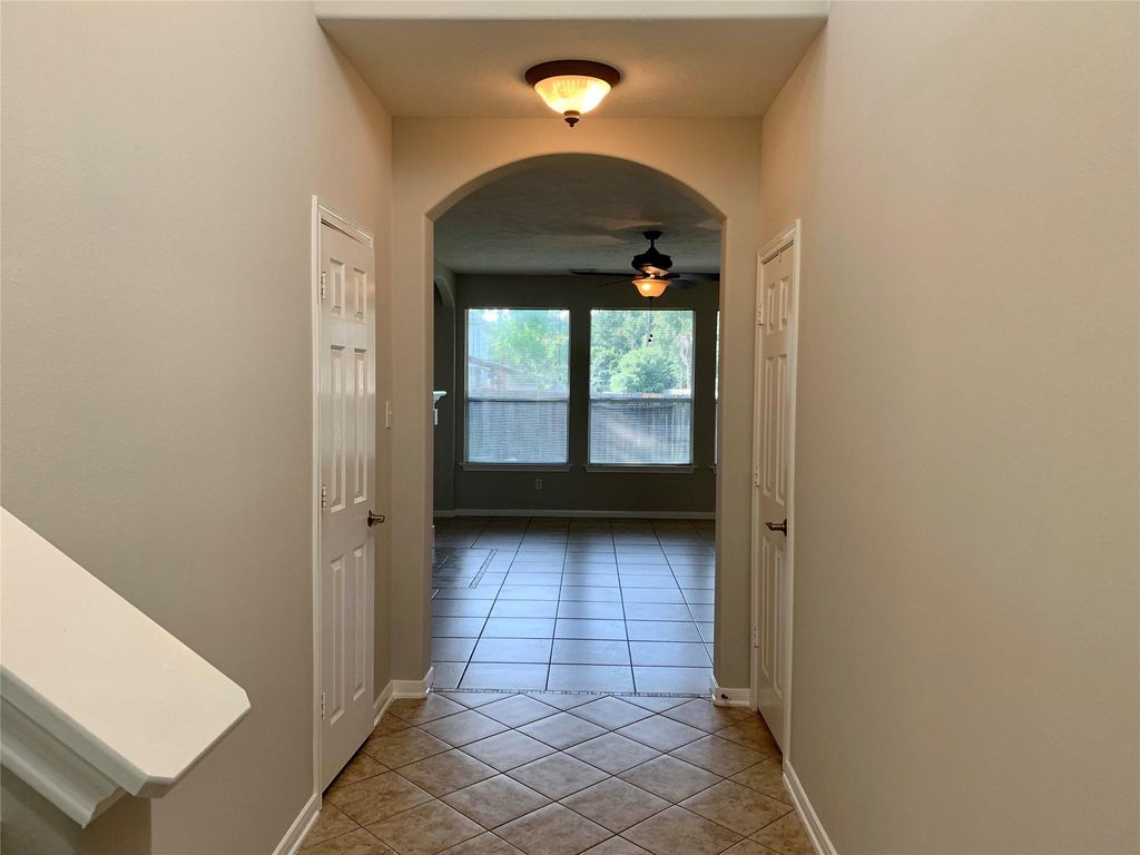 Photo of 11 Baccara Place, The Woodlands, TX 77384 (MLS # 25337705)