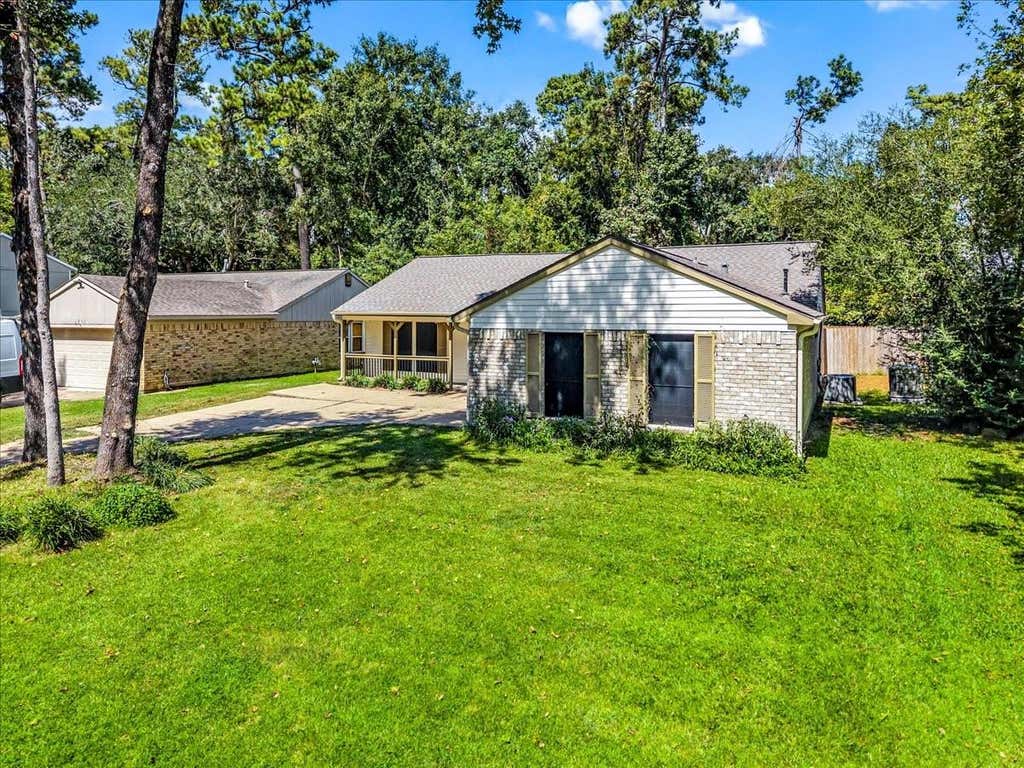 Photo of 3315 Beaver Glen Drive, Houston, TX 77339 (MLS # 80684366)