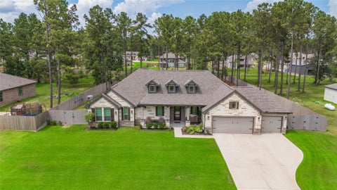 Photo of 13419 Maverick Trail Road, Conroe, TX 77303 (MLS # 39432946)