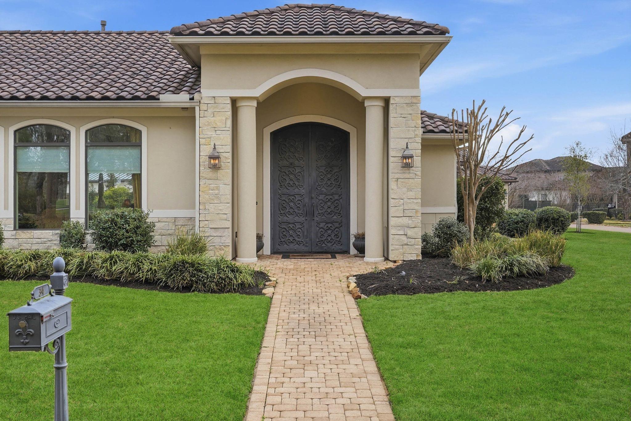 34 W Shadow Creek Villas Loop