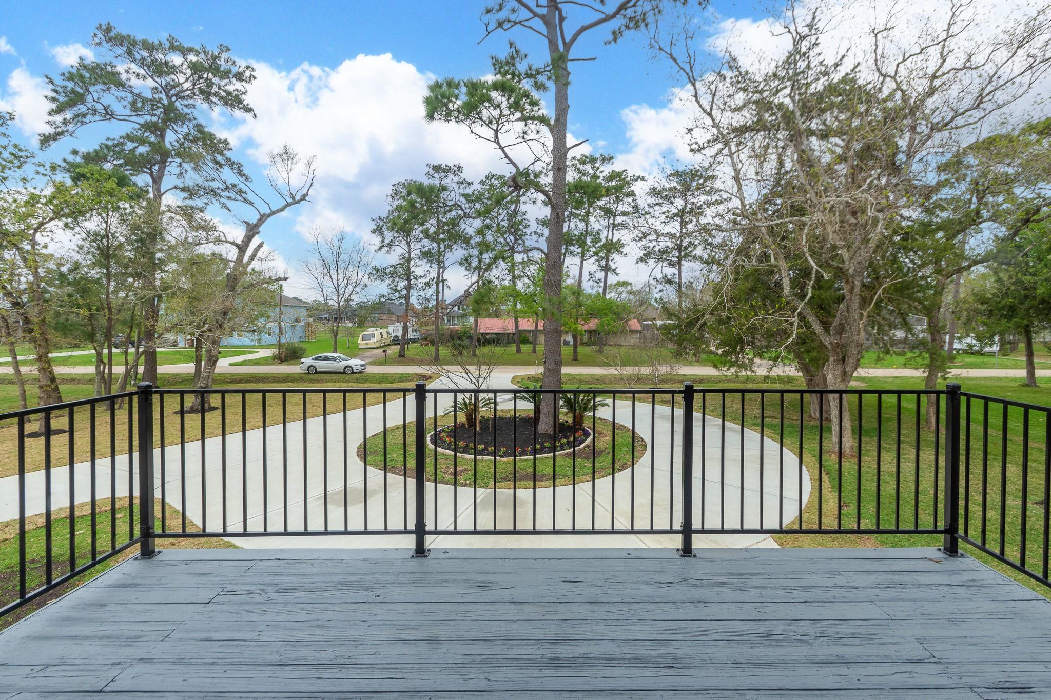 4509 Country Club Drive