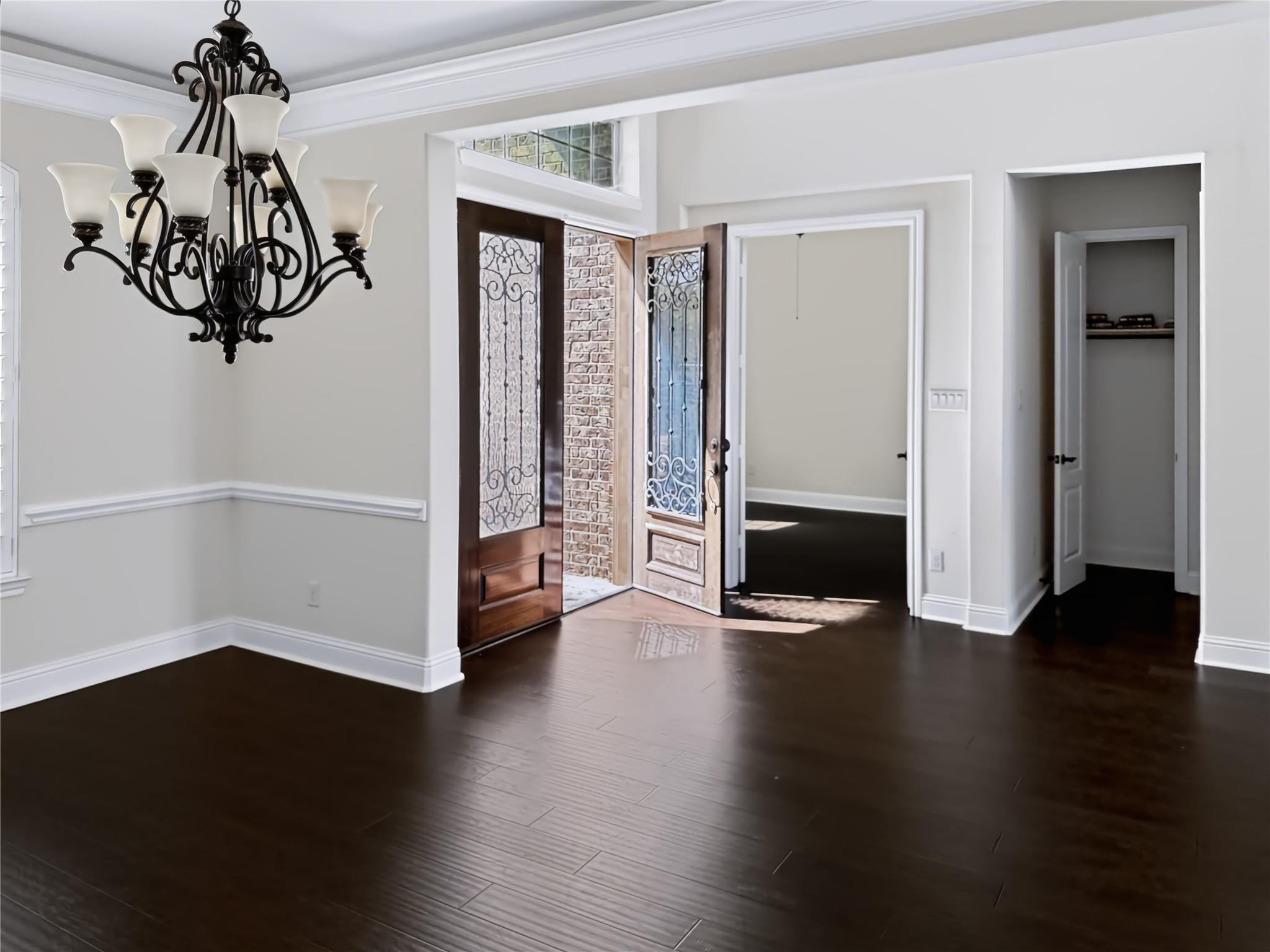 11410 Lazarro Lane