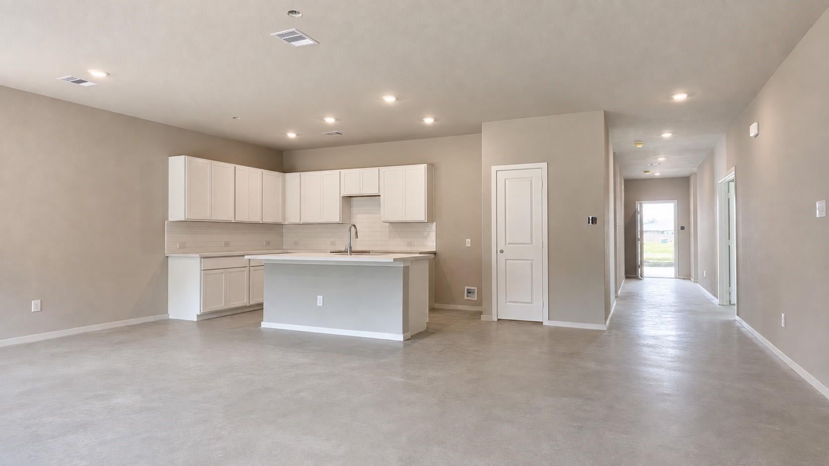 1819 Southfork Ranch Trail