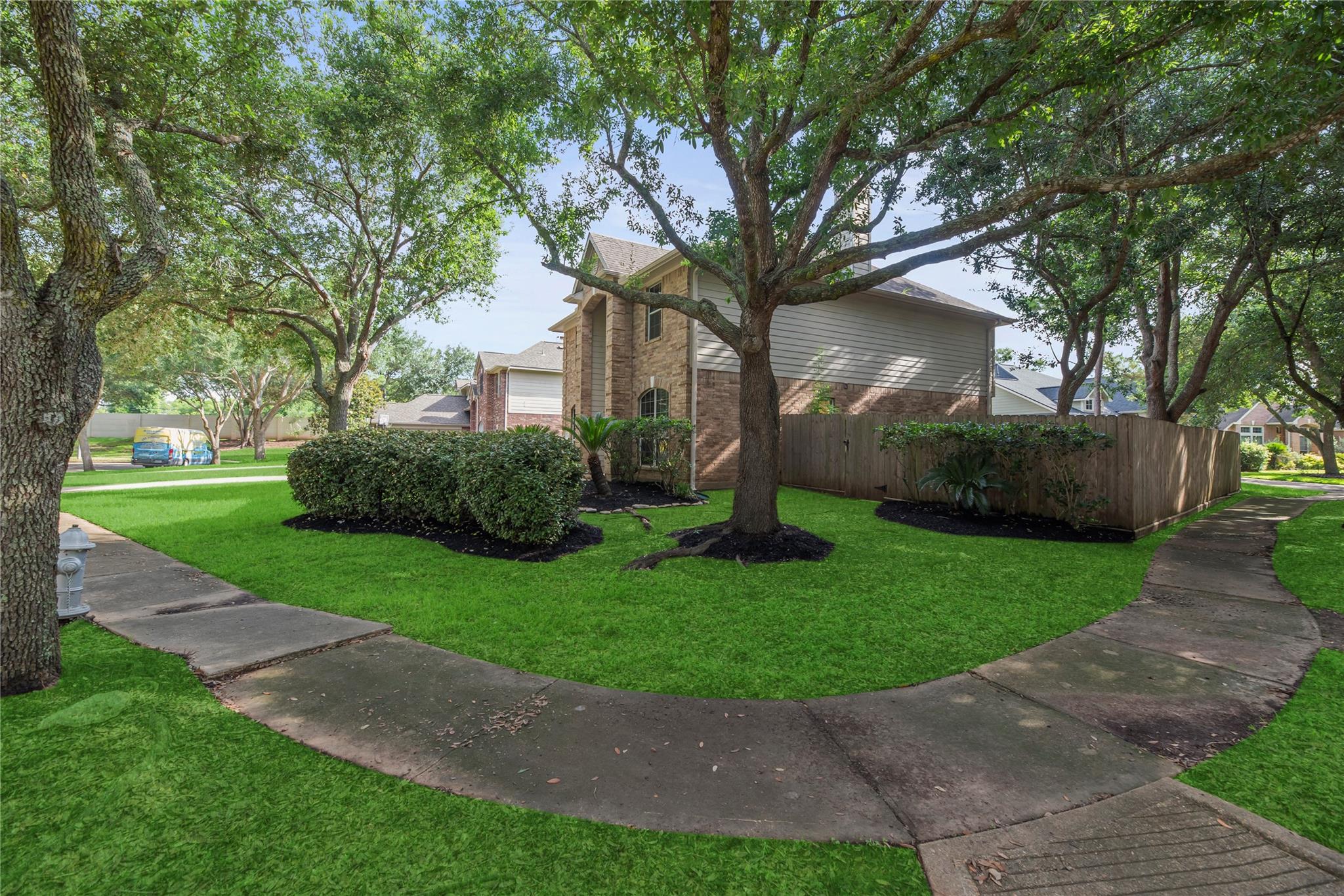 3422 Powell Way