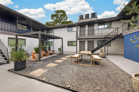 Photo of 1901 Richmond Avenue #44, Houston, TX 77098 (MLS # 29896840)