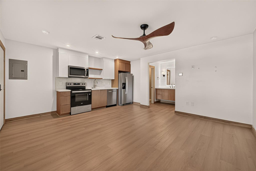 Photo of 1901 Richmond Avenue #44, Houston, TX 77098 (MLS # 29896840)