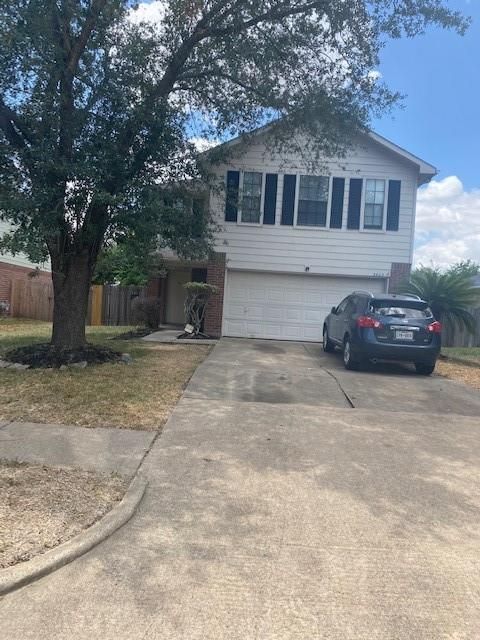 Photo of 3923 Bridgebay Lane, Katy, TX 77449 (MLS # 46146767) Photo of 3923 Bridgebay Lane, Katy, TX 77449 (MLS # 46146767)