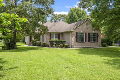 Photo of 7538 Lorna Road, Montgomery, TX 77316 (MLS # 78733962)