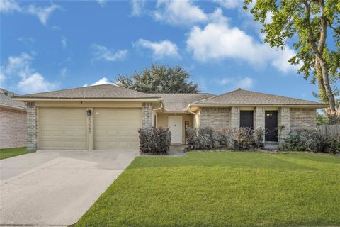 Photo of 13102 Chipman Glen Drive, Houston, TX 77082 (MLS # 19769919)