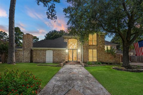 Photo of 16023 Mickleham Drive, Spring, TX 77379 (MLS # 19835433)