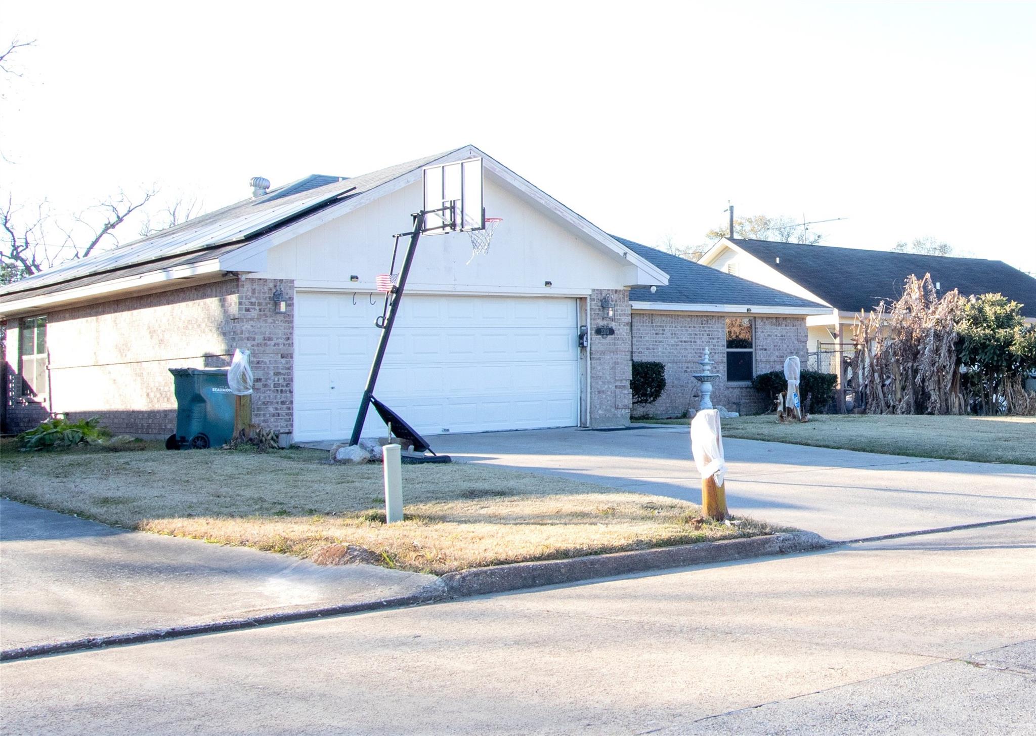 2310 Kings Court Street