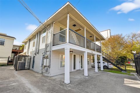 Photo of 2118 Webster Street #3, Houston, TX 77003 (MLS # 69280041)