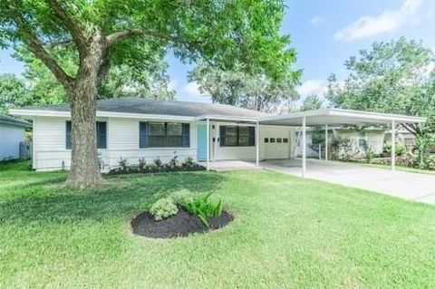Photo of 3103 Maysel Street, Houston, TX 77080 (MLS # 3472311)