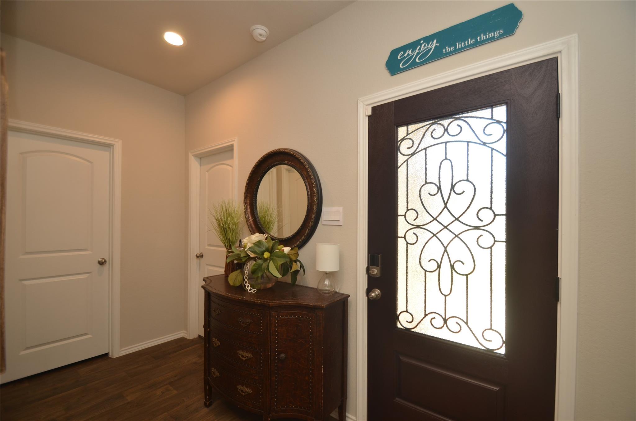 3810 Willow Valley Court