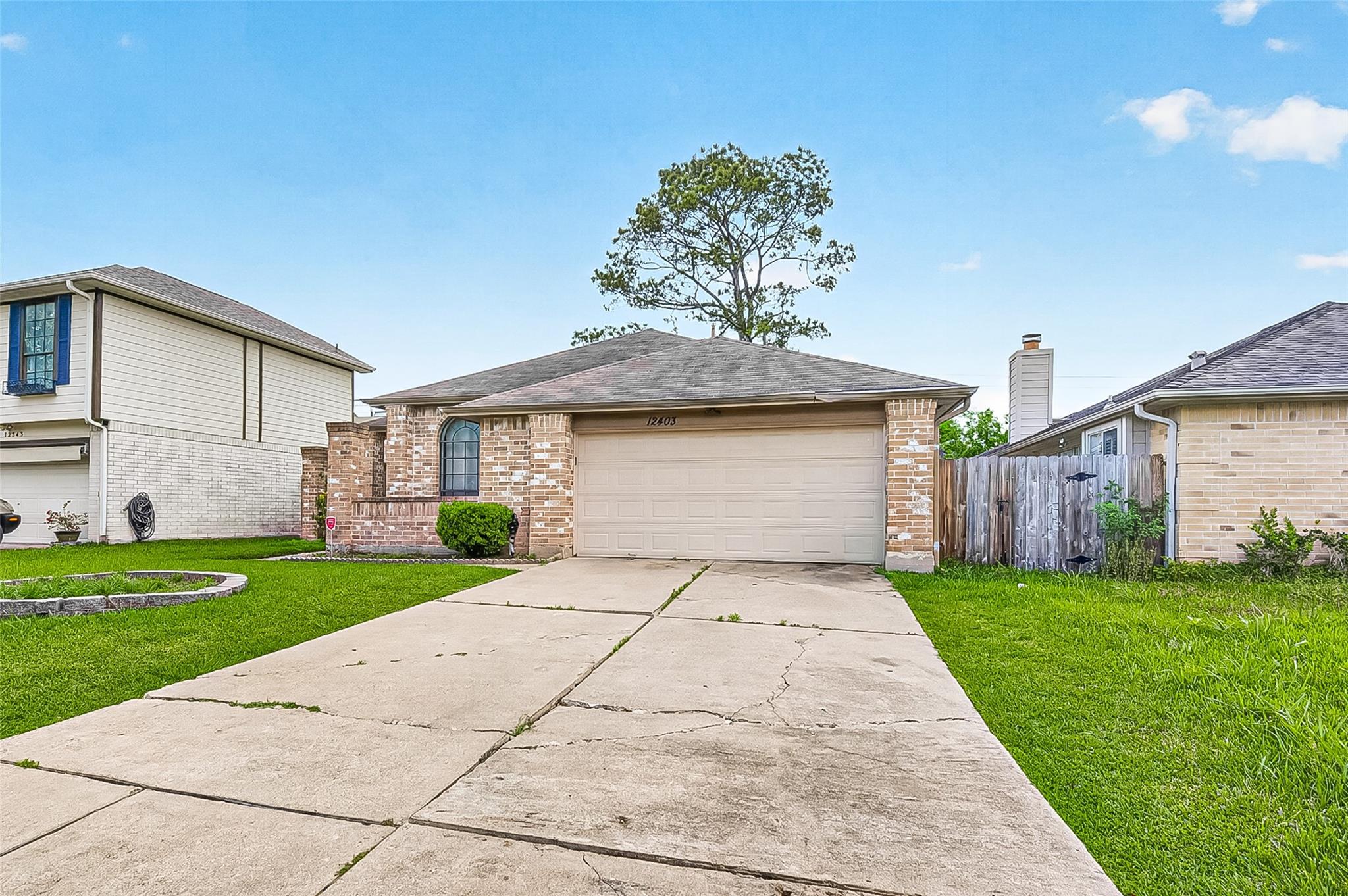 12403 Meadow Ridge Dr