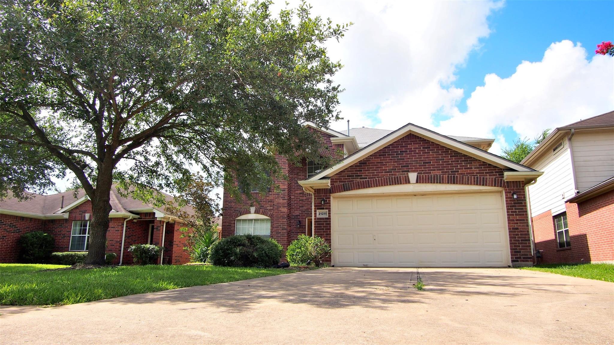 21211 Bridge Springs Ln