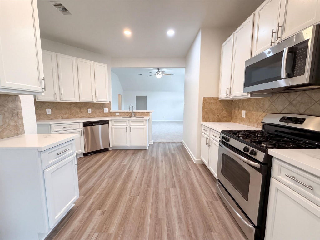 Photo of 19043 Taverns Crossing Lane, Houston, TX 77084 (MLS # 31430420)