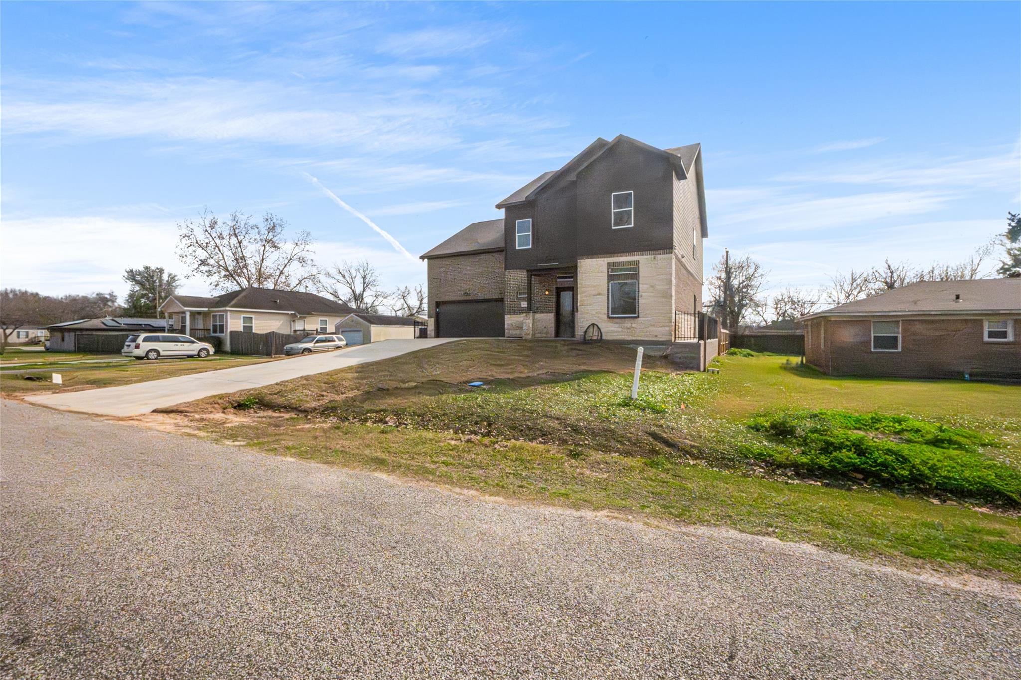 6413 N Ridgecrest Drive