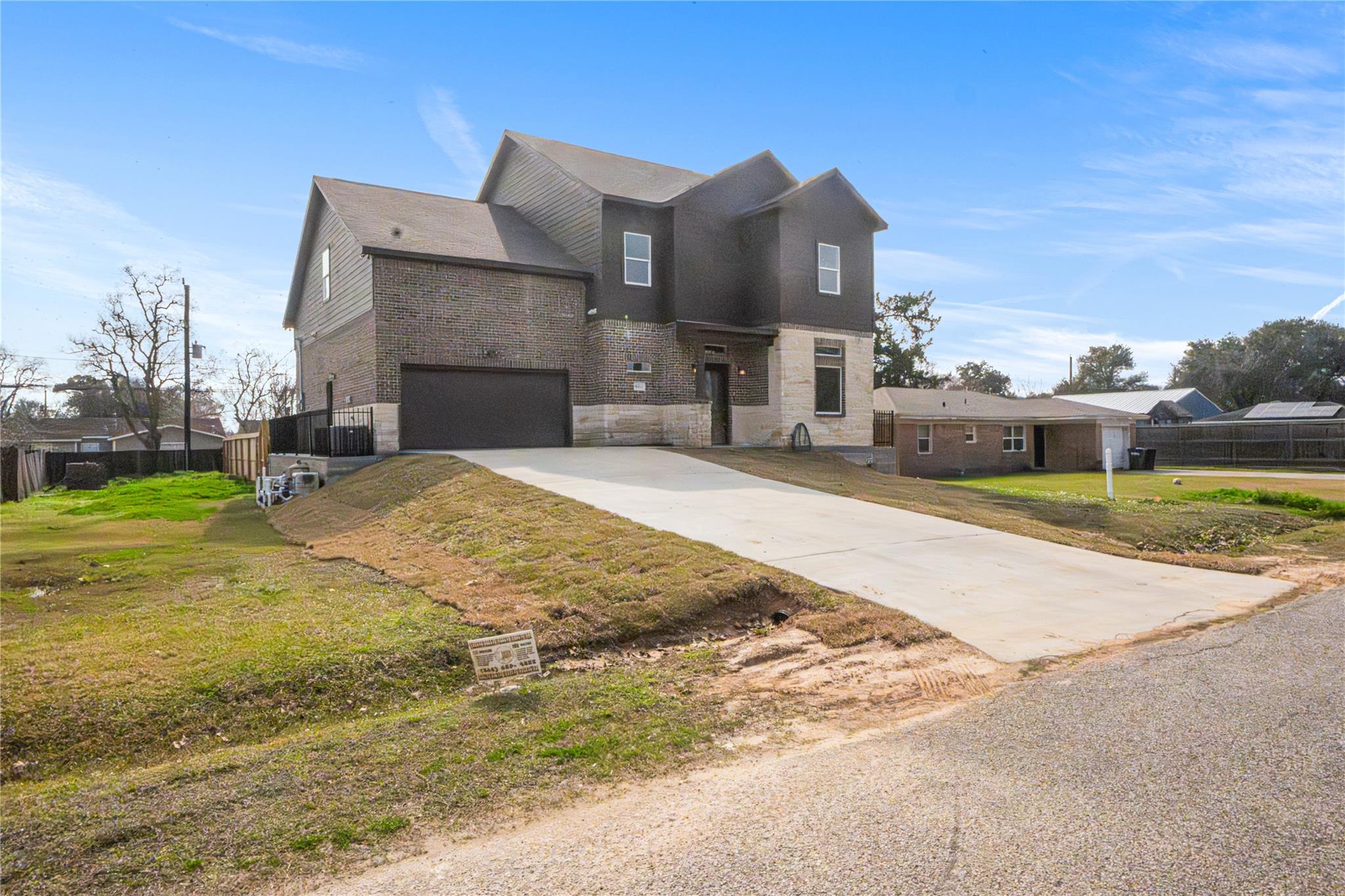6413 N Ridgecrest Drive