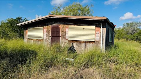 Photo of 7 County Road 798, Sinton, TX 78387 (MLS # 38520605)