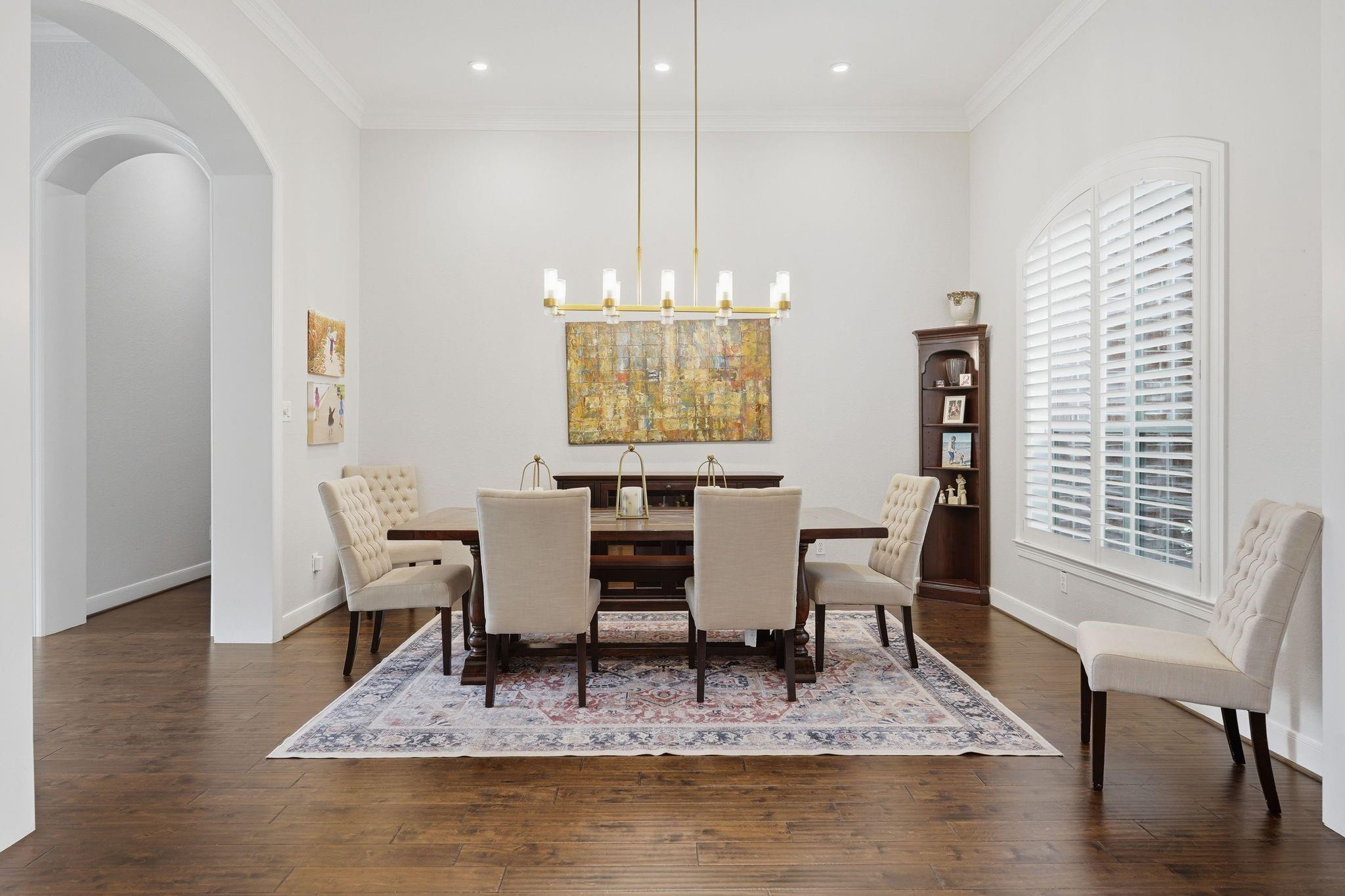38 Highclere Park Drive
