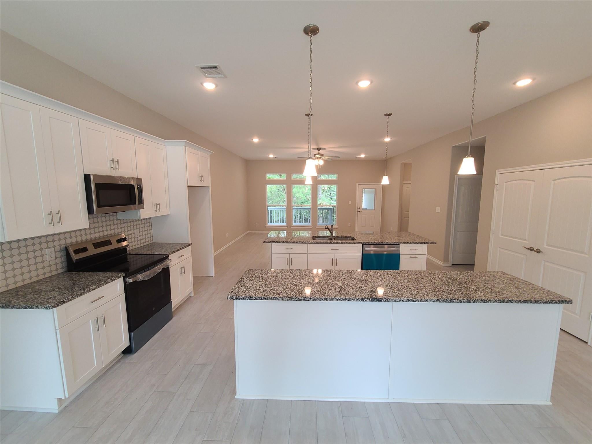 7 N Forest Drive