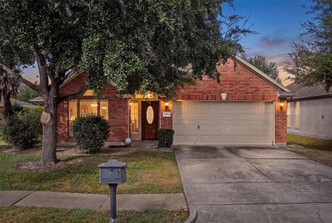 Photo of 13506 Wesley Oaks Drive, Houston, TX 77085 (MLS # 50910016)