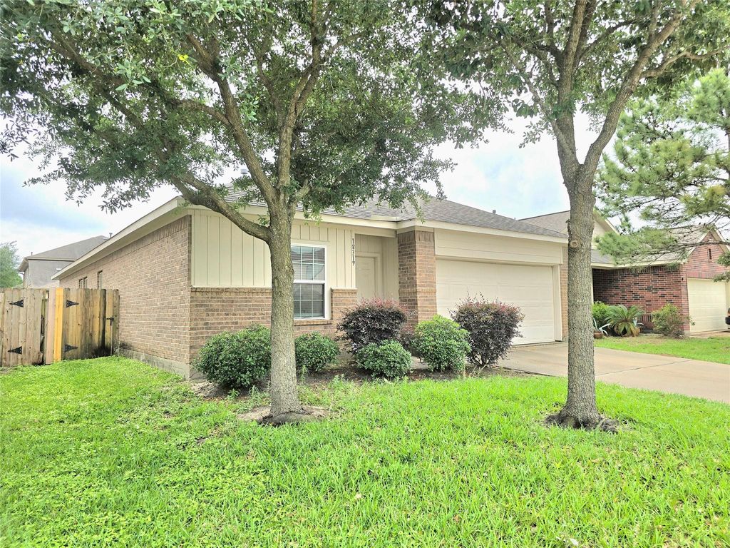 Photo of 18319 Tuscana Shores Drive, Cypress, TX 77433 (MLS # 33783507)