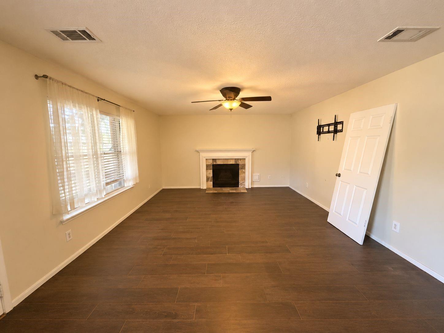 830 Sierra Lake Drive
