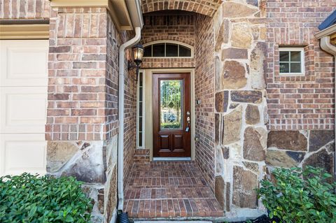 Tiny photo for 2411 Linden Bluff Court, Sugar Land, TX 77479 (MLS # 6126200)